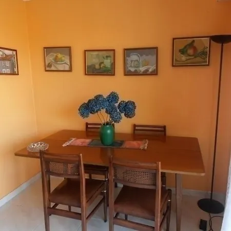 Villa La Plage - *