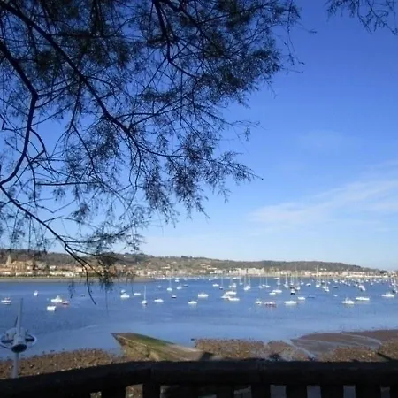 Villa La Plage - *